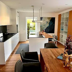 Bei Playmobil Eg,130m2 Apartment