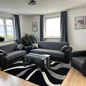 Liawa314 Mit Terrasse In Zirndorf-lind - Naehe Playmobil Funpark Und Nuernberg Apartment